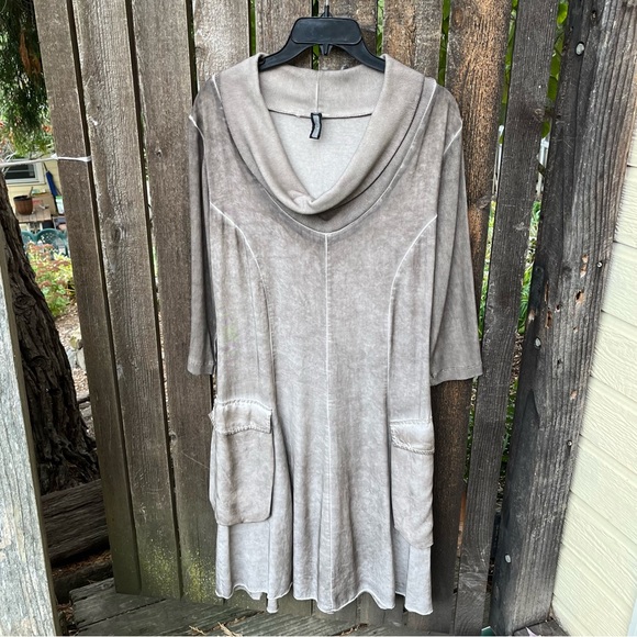 Inizio Taupe Cowl Neck Pocket Dress Sz M - Picture 5 of 13